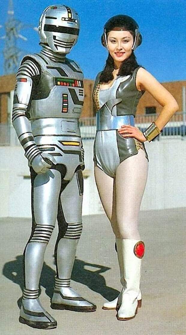 Ретро любовь - космические фантазии о девушках и роботах девушки, интересное, космос, предки, роботы, фантазии, фотомир