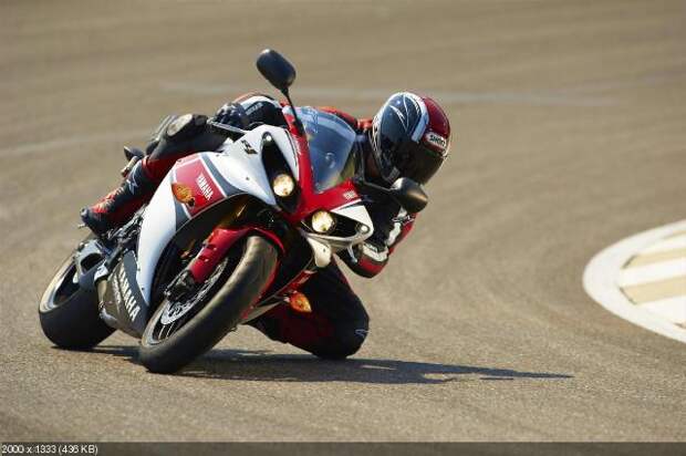 Фотографии спортбайка Yamaha YZF-R1 2012