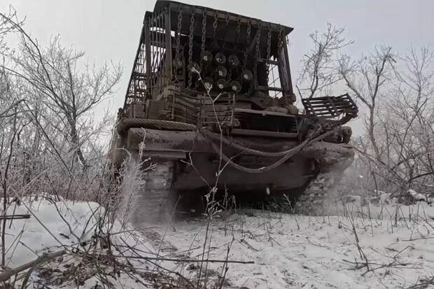 Что известно о новом тяжелом огнемете ТОС-3 «Дракон»