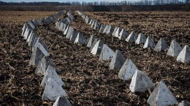 О чем говорит строительство новой линии обороны ВСУ на Донбассе