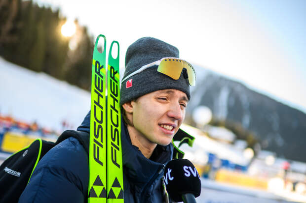 Россиянин Коростелев упал в масс-старте на «Тур де Ски»