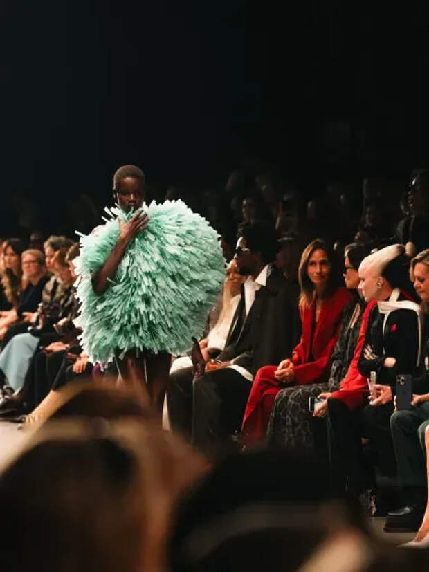 Показ Stella McCartney весна-лето — 2026