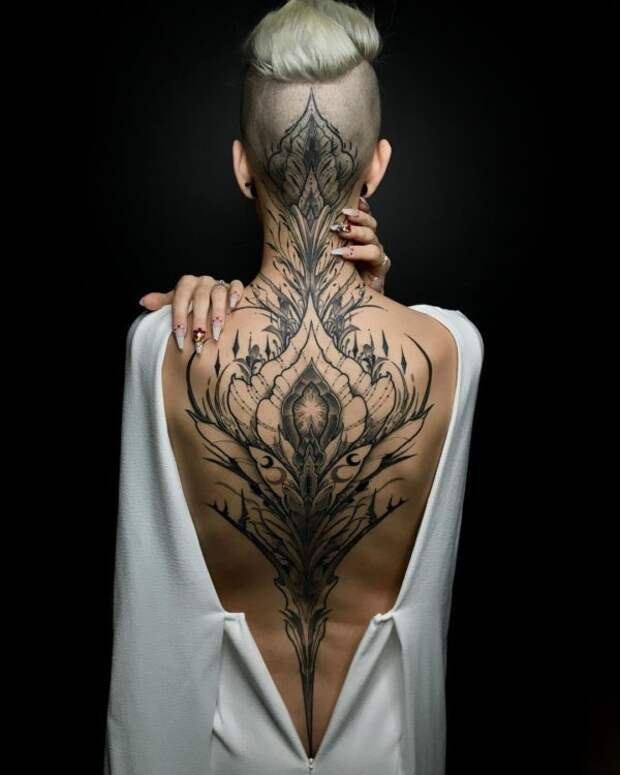 Крутые завораживающие татуировки с впечатляющими размахами