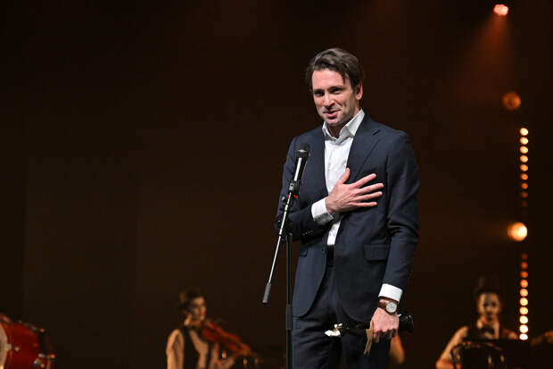 Антон Хабаров, Анна Якунина и Лидия Вележева стали лауреатами «Звезды Театрала»