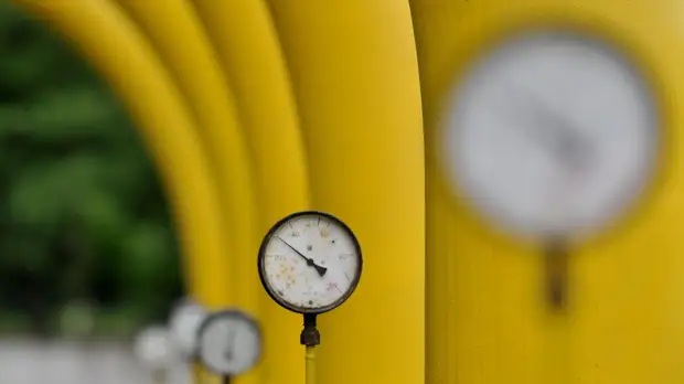 Аналитик Юшков: Европа пока пытается оставить энергетику «за скобками»