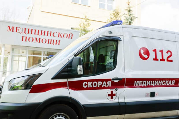 Подростки в Москве попали в больницу после «коктейля» из салфеток и газировки