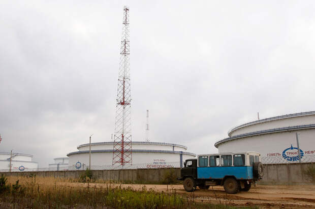 Origo: дальнейший транзит нефти в Германию напрямую зависит от решений Москвы