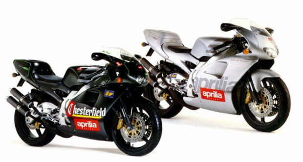 С модифицированным двигателем Suiuki RGB V-twin, Aprilia RS250 стал фаворитом среди спортивных мотоциклов. На снимке — модель 1996 года.