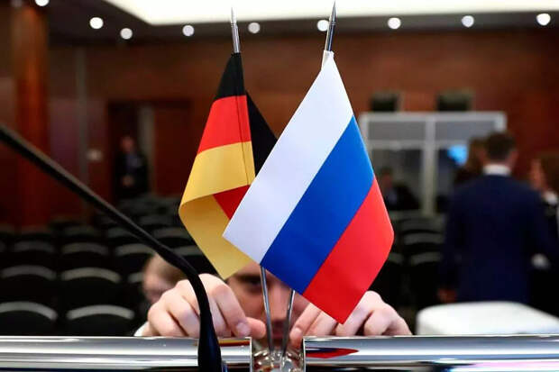 Прогнозы 2023: "Россия заключит союз с двумя странами, с которыми ее разделяет море"