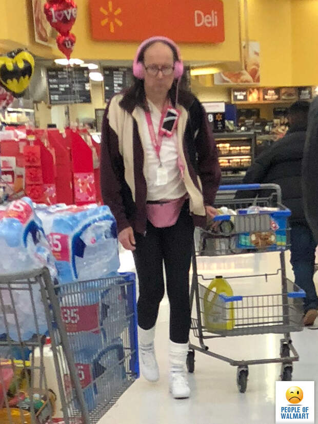 Crackhead In Walmart