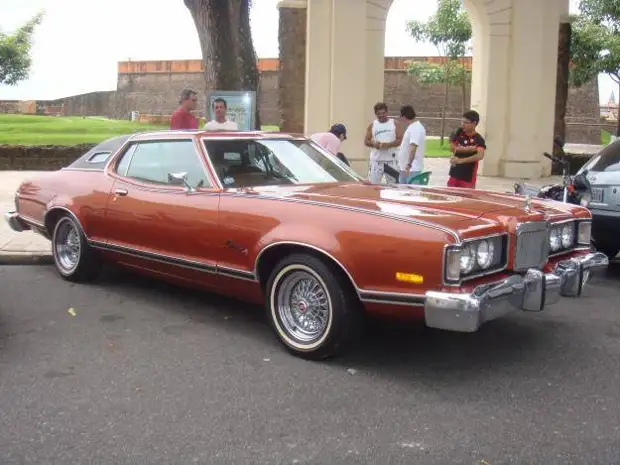 Mercury Marquis cougar