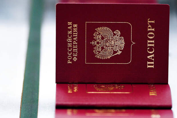 В Екатеринбурге выдворили уроженку Казахстана, отказав ей в гражданстве
