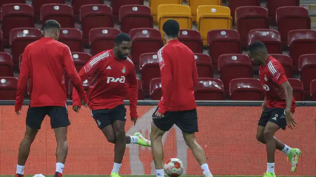 «Локомотив» сыграет с чешскими клубами на сборе в Марбелье