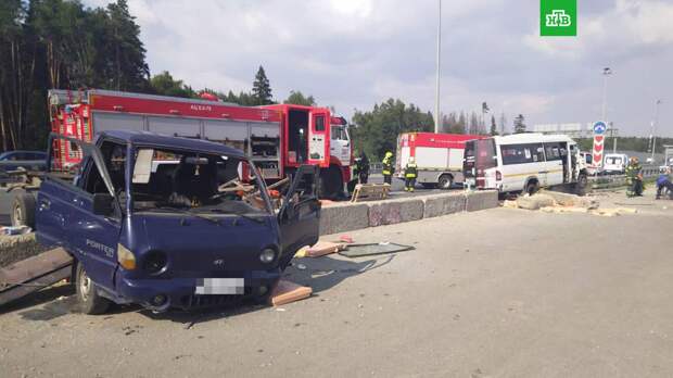 Движение в сторону центра Москвы перекрыли после ДТП на Киевском шоссе