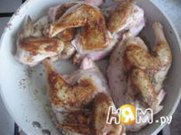 Приготовление цыплят с грибами в сливках: шаг 3