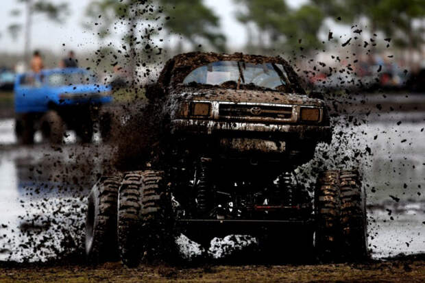 Фестиваль грязи Okeechobee Mudfest (38 фото)