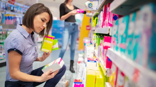 Мантуров рассказал о запасах повседневных товаров