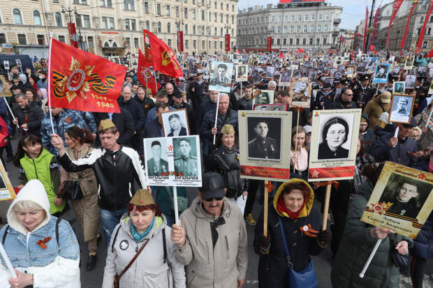 Жители Петербурга оказались самыми инициативными участниками онлайн-акции «Бессмертный полк»