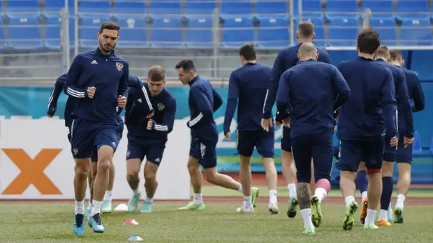 В сборной России рассказали о реакции игроков на высказывания датчан перед матчем Евро-2020