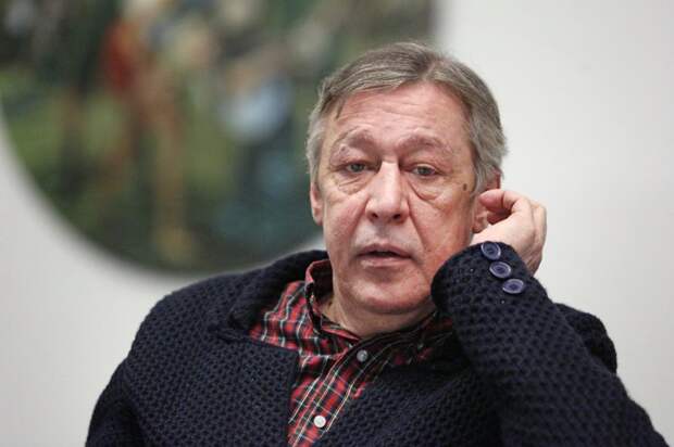 Ефремову никак не сидится