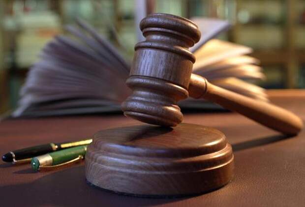 У жены судьи может появиться повод для ревности