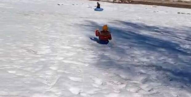 Несчастный случай в Краснодаре: ребенок при спуске на тюбинге получил серьезные травмы