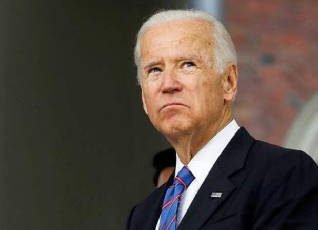 Силы уходят стремительно: ближайшее окружение обеспокоено состоянием Байдена