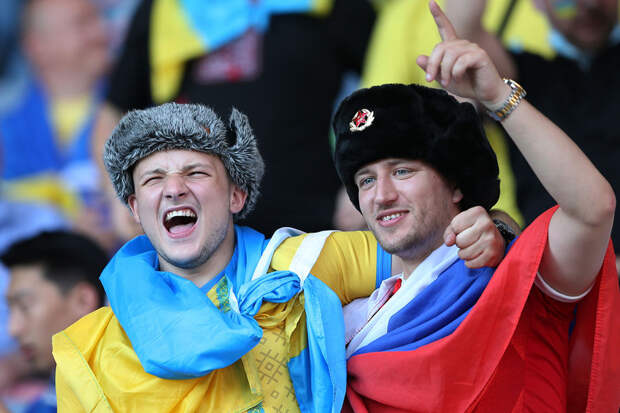 Колосков назвал правильным запрет российских флагов на матчах Украины на Евро