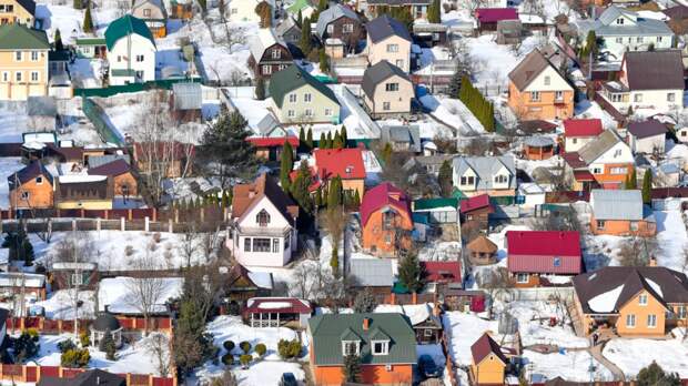 Специалист Опрышко: спрос на подмосковные дачи остаётся стабильным