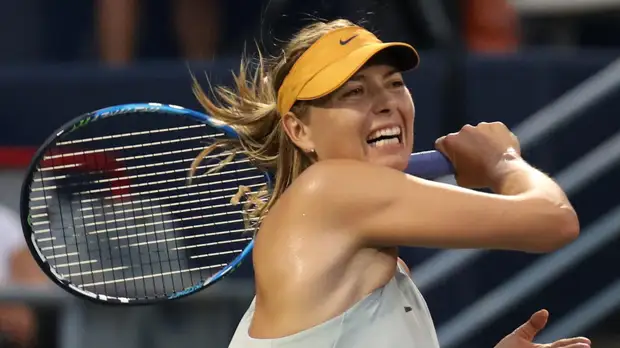 Шарапова снялась с теннисного турнира в Цинциннати