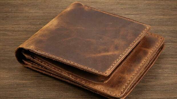 Реестр алиментщиков стал доступен на "Госуслугах". Как он работает и зачем нужен