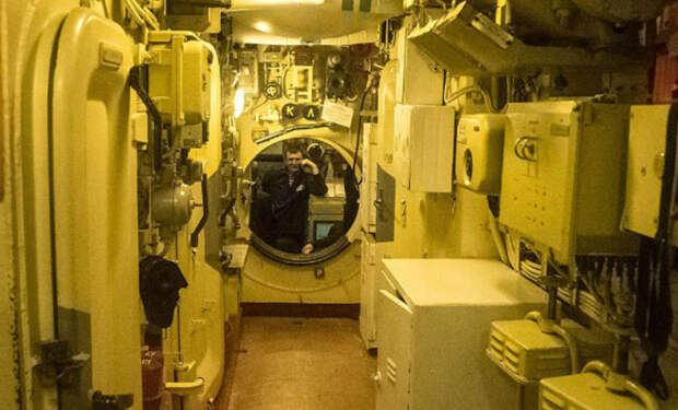 Как моются на подводных лодках, когда находятся по 90 дней под водой в рейде
