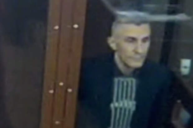 Заместитель гендиректора ведущего московского театра в стеклянном аквариуме попал на видео