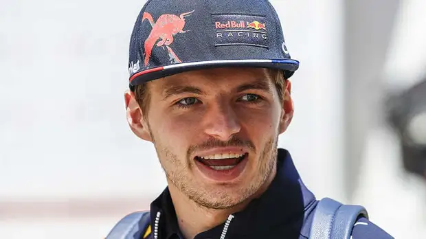 Ферстаппен показал лучшее время по итогам третьей тренировки Гран-при Бахрейна