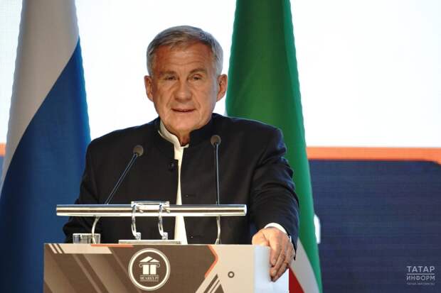 Минниханов предложил отметить будущее 150-летие Тукая на федеральном уровне