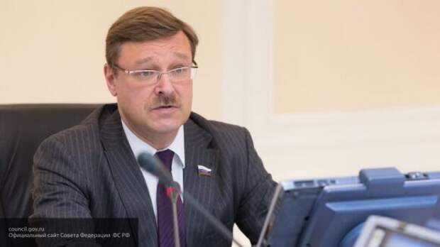 Косачев назвал сговор Порошенко и Байдена "самой омерзительной новостью дня"