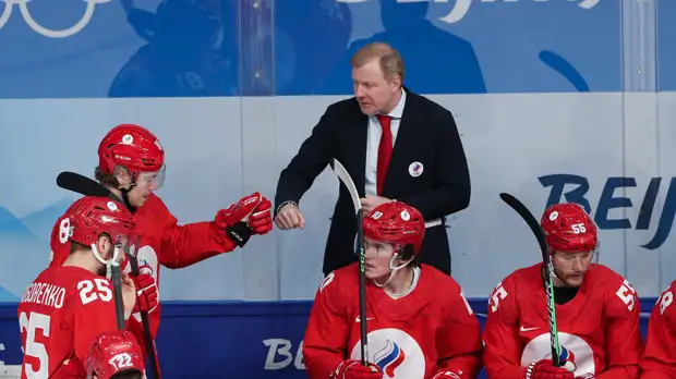 Тренер сборной России по хоккею: все нервы оставил на скамейке во время матча со Швецией