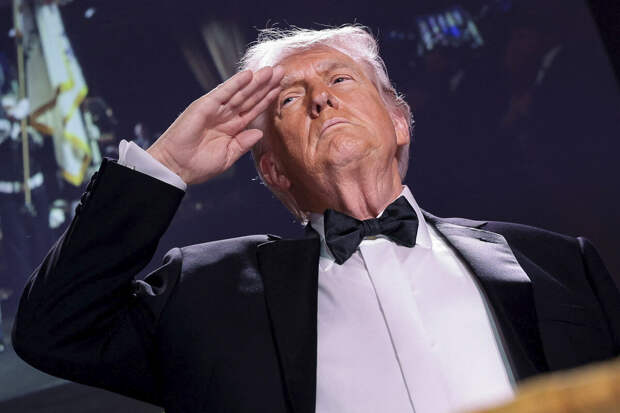 Политолог Блохин: стрельба на ужине с участием Трампа повысит рейтинг президента