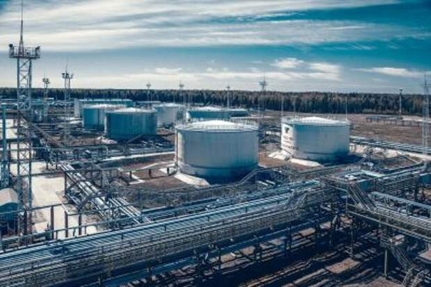 СП "Газпром нефти" и Shell на Гыдане начнет промышленную добычу в 2028 году
