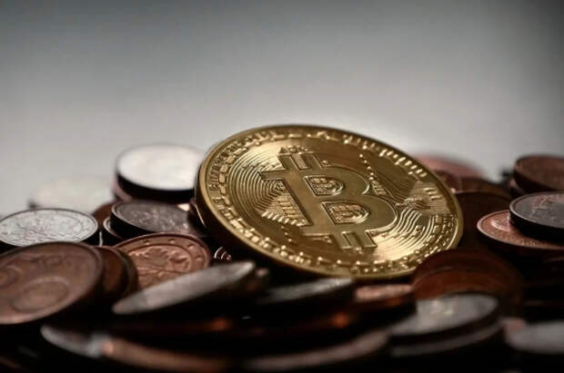 Курс биткоина упал ниже $80 тысяч