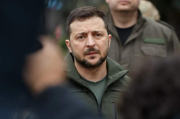 Глава киевского режима Владимир Зеленский продлил военное положение на Украине. Фото © Shutterstock / FOTODOM / Oleksandr Osipov