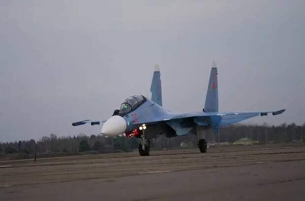 МО РБ: Белорусские летчики и инженерный состав ВВС полностью готовы к применению
