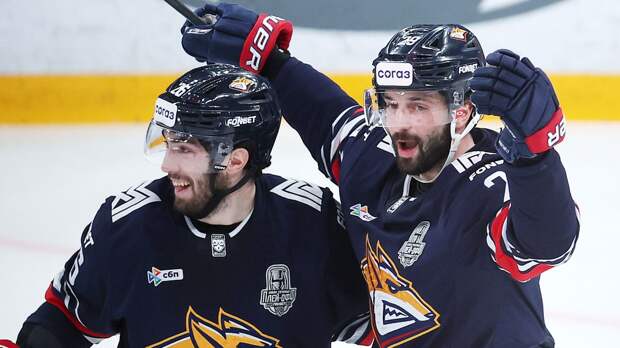 Букмекеры оценили шансы «Металлурга» победить «Ак Барс» после сенсационного поражения в первом матче серии