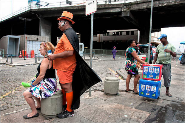 Повседневная история Рио-де-Жанейро в великолепных уличных фото