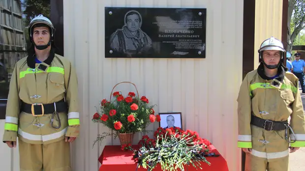 «Стреляли на поражение»: пожарный из Донецка погиб от разрыва гранаты