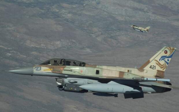 СМИ: Сирийские средства ПВО сбили ракеты, запущенные авиацией Израиля