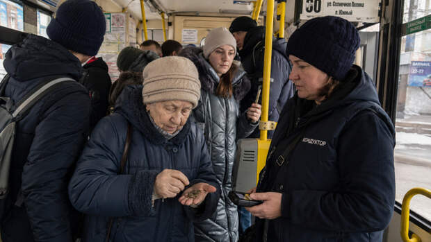 Проезд в общественном транспорте Барнаула подорожал до 45 рублей