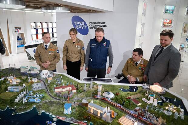 В Москве открыли гранд макет трудовых достижений студенческих отрядов