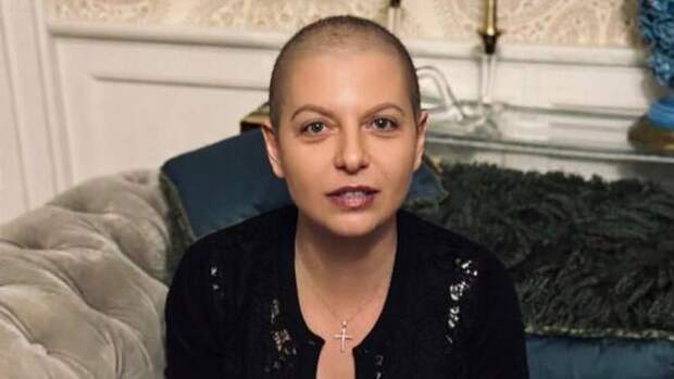 Симоньян стала неузнаваемой после курса химиотерапии — без волос и набрала вес