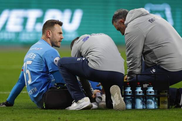 «Чуть с ума не сошёл на больничном»: Акинфеев призвал болельщиков поддержать ЦСКА на финише сезона